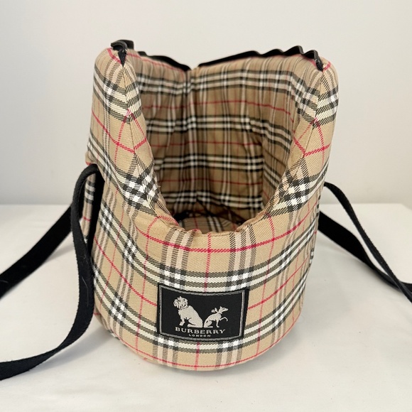 Burberry dog carrier bag Beige. - Picture 1 of 7